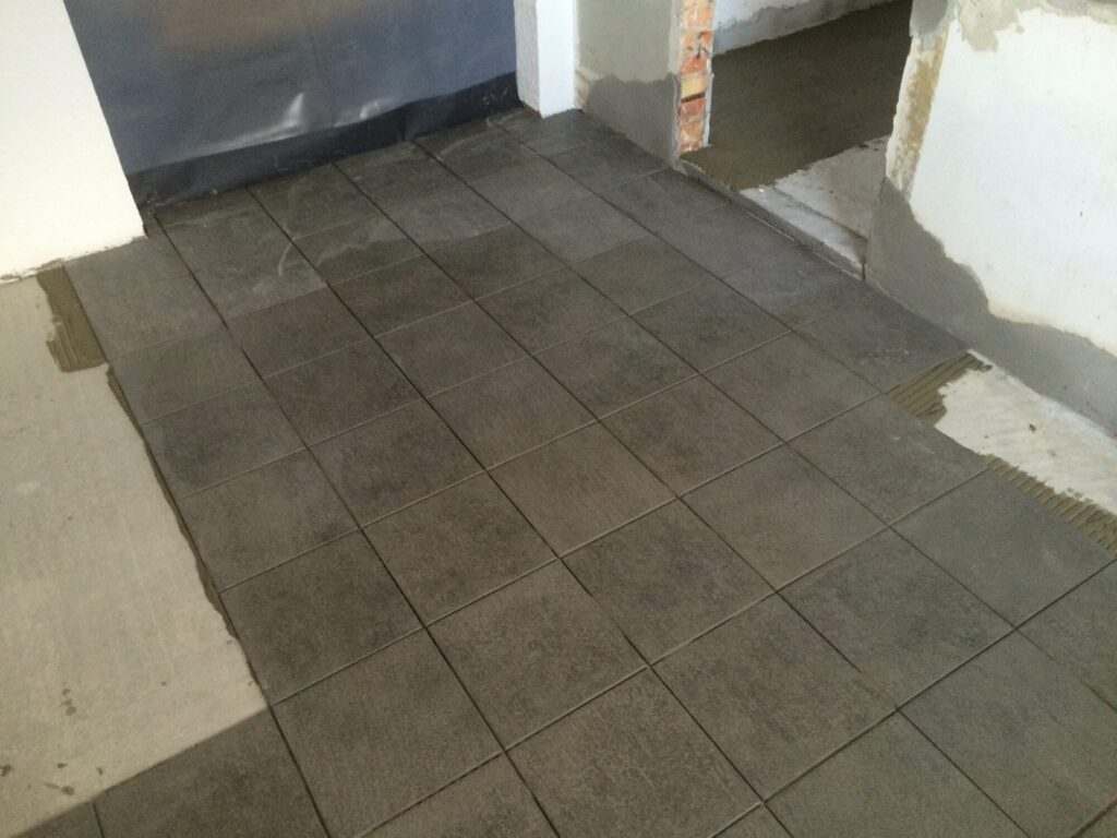 Nylagte mørke klinker