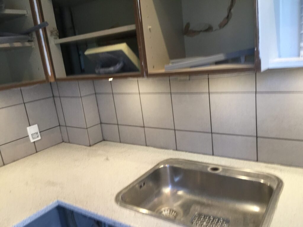 Køkkenfliser bag vask
